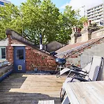 The Hampstead Heath Escape - Trendy 1Bdr Flat With Balcony